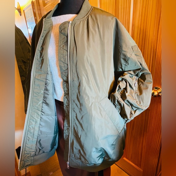 H&M Padded Bomber Jacket - Picture 3 of 7